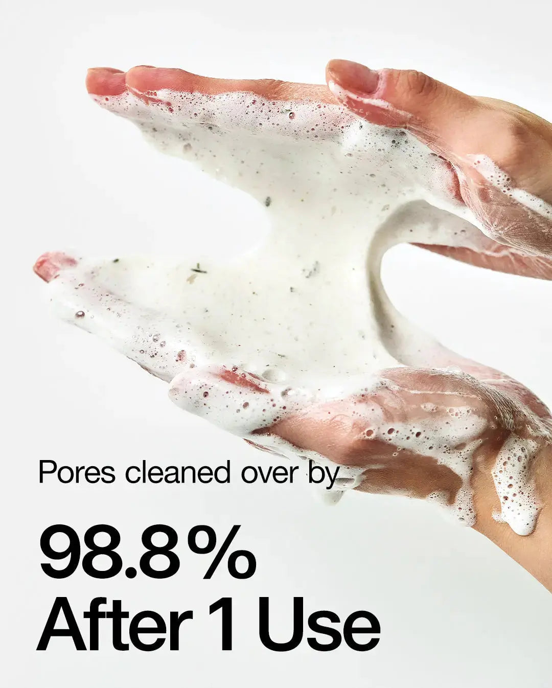 ANUA Heartleaf Quercetinol Pore Deep Cleansing Foam in a 150 ml bottle, showing the product packaging and label.