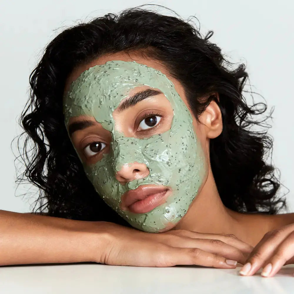 AXIS-Y Mugwort Pore Clarifying Wash Off Pack in 100ml jar, featuring mugwort extract for pore care and skin purification.