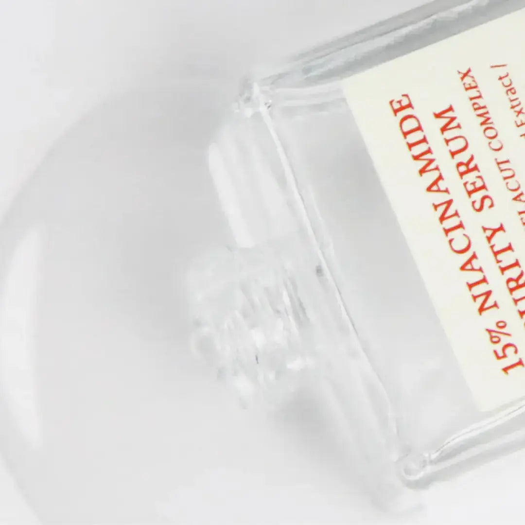 DR ALTHEA 15% Niacinamide Purity Serum 30ml bottle shown, highlighting clear packaging and product label.