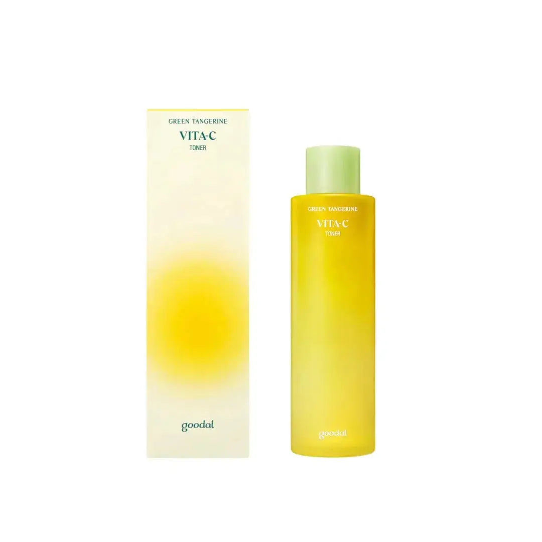Goodal Green Tangerine Vita C Toner 100ml, clear bottle with green tangerine label, showcasing the vibrant, refreshing toner inside.