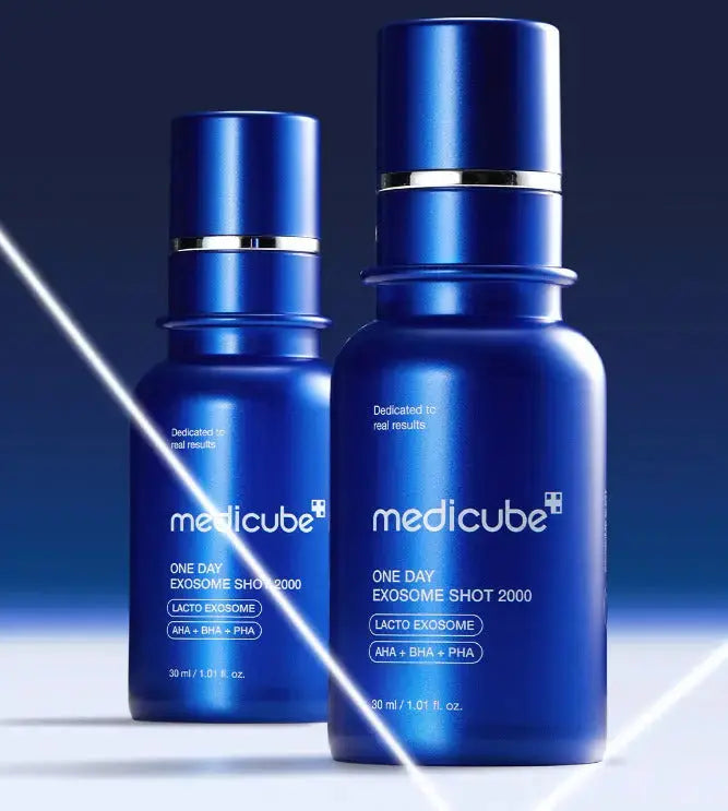 Medicube One Day Exosome Shot Pore Ampoule 2000, 30ml, clear bottle with dropper for skin rejuvenation and pore care.