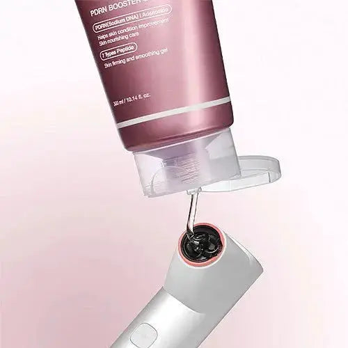 Medicube PDRN Booster Gel 300 ML, a hydrating skincare gel with PDRN for skin regeneration and revitalization.