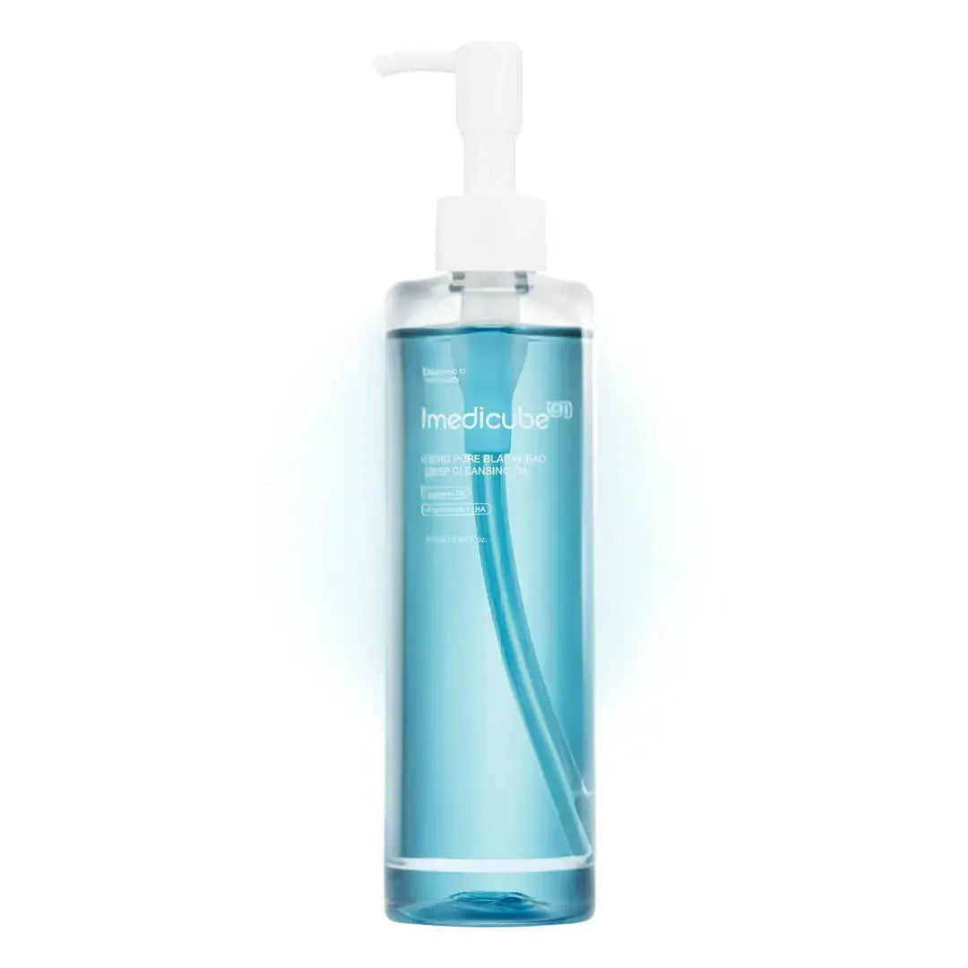 Medicube Zero Pore Blackhead Deep Cleansing Oil in 205ml bottle, showcasing the product's packaging and brand logo.