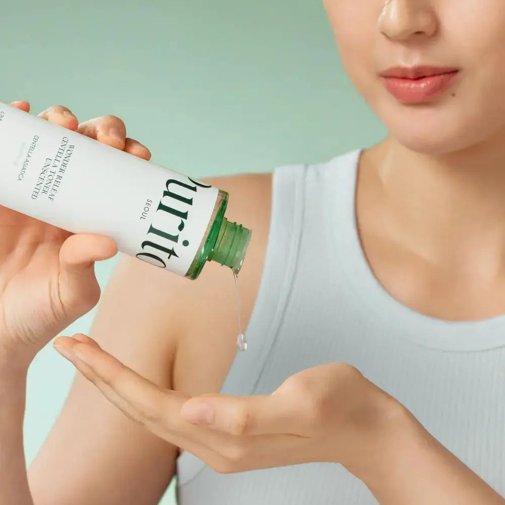 PURITO Wonder Releaf Centella Toner Unscented 200ml bottle, natural skincare product for soothing and hydrating skin.